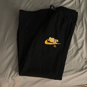 Xtra-Small Women’s Nike Joggers